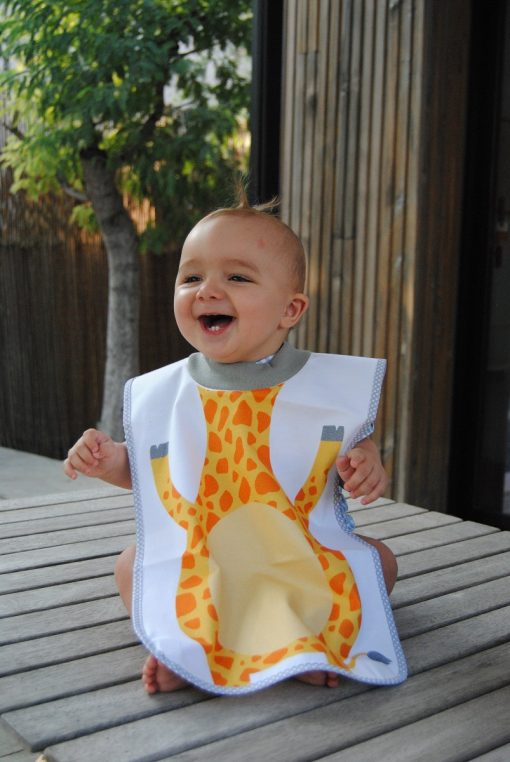 The Giant bib -Giraffe